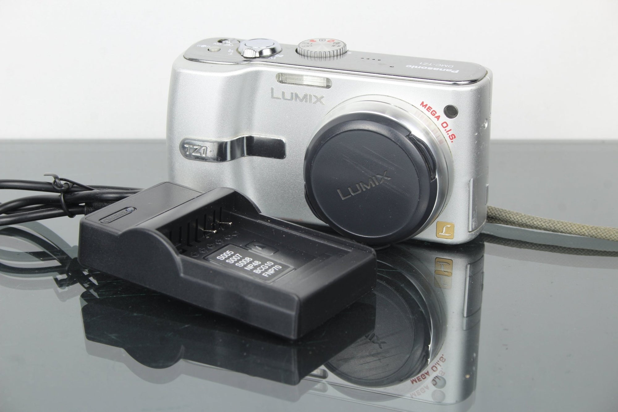 Panasonic Lumix DMC - TZ1 - Dutch|Thrift