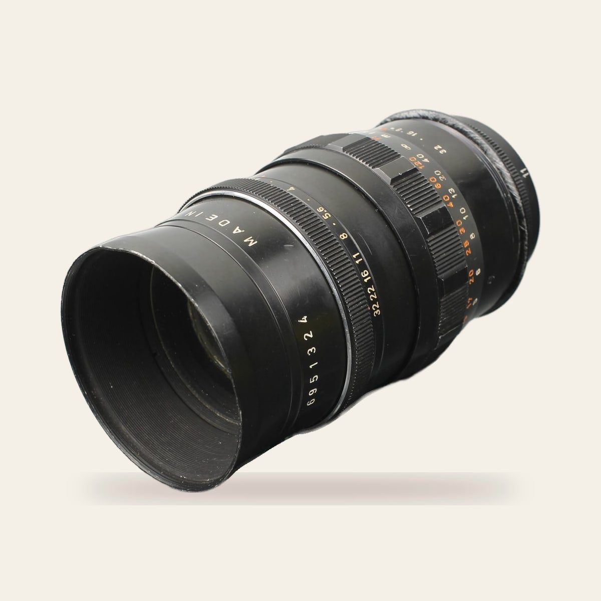 Pentacon 135mm f/2.8