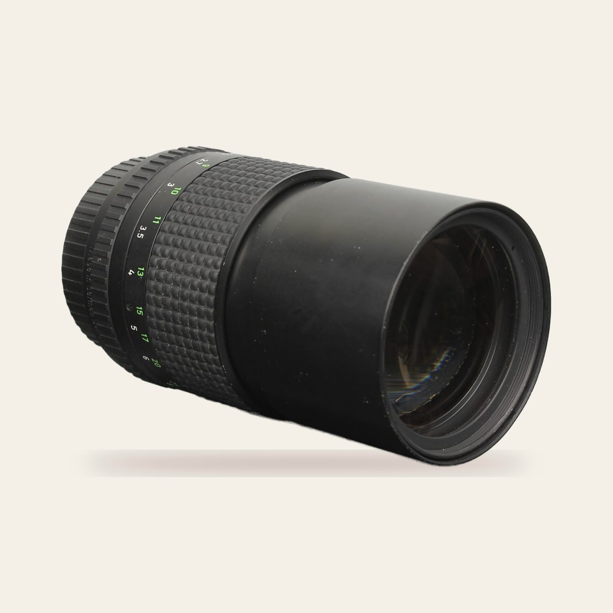 Pentacon Prakticar 135mm f/2.8 MC