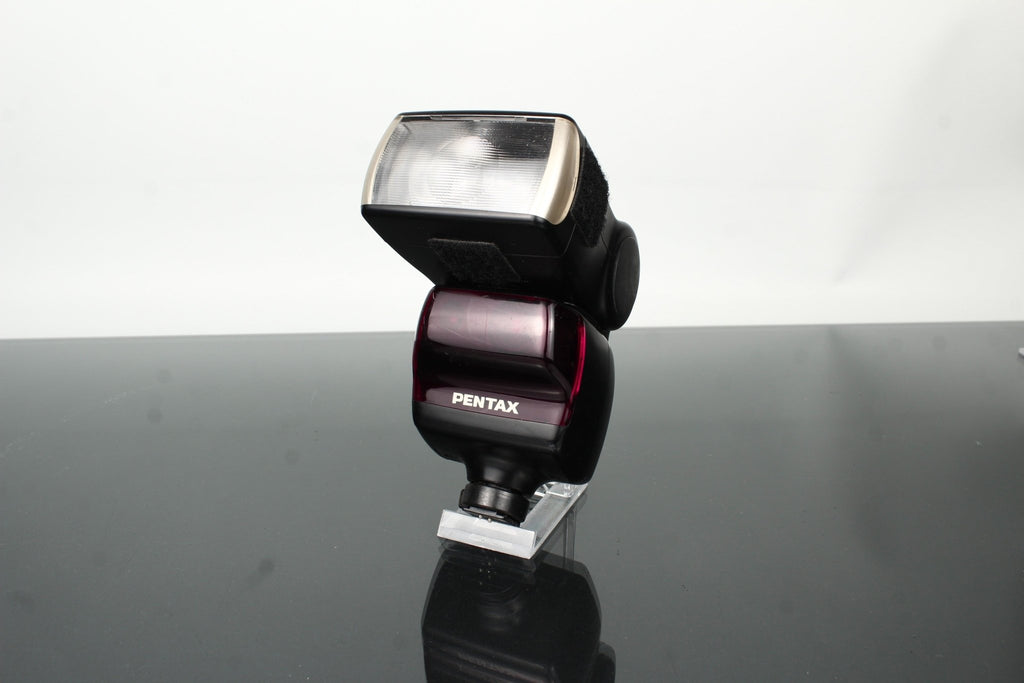 Pentax 645N Kit + FA 45 - 85mm + FA 80 - 160mm - Dutch|Thrift