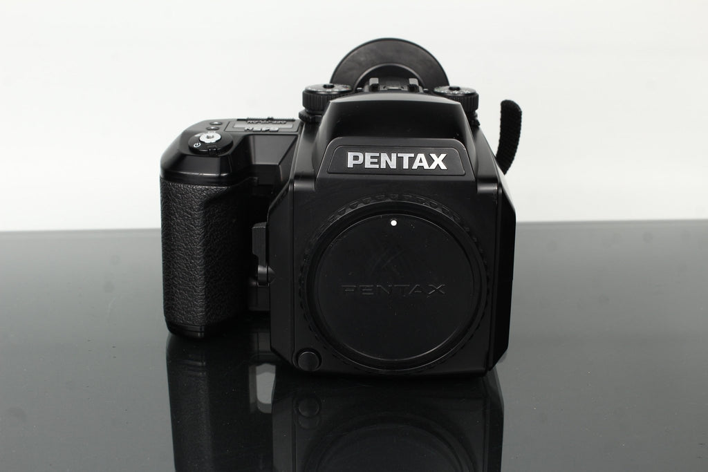 Pentax 645N Kit + FA 45 - 85mm + FA 80 - 160mm - Dutch|Thrift