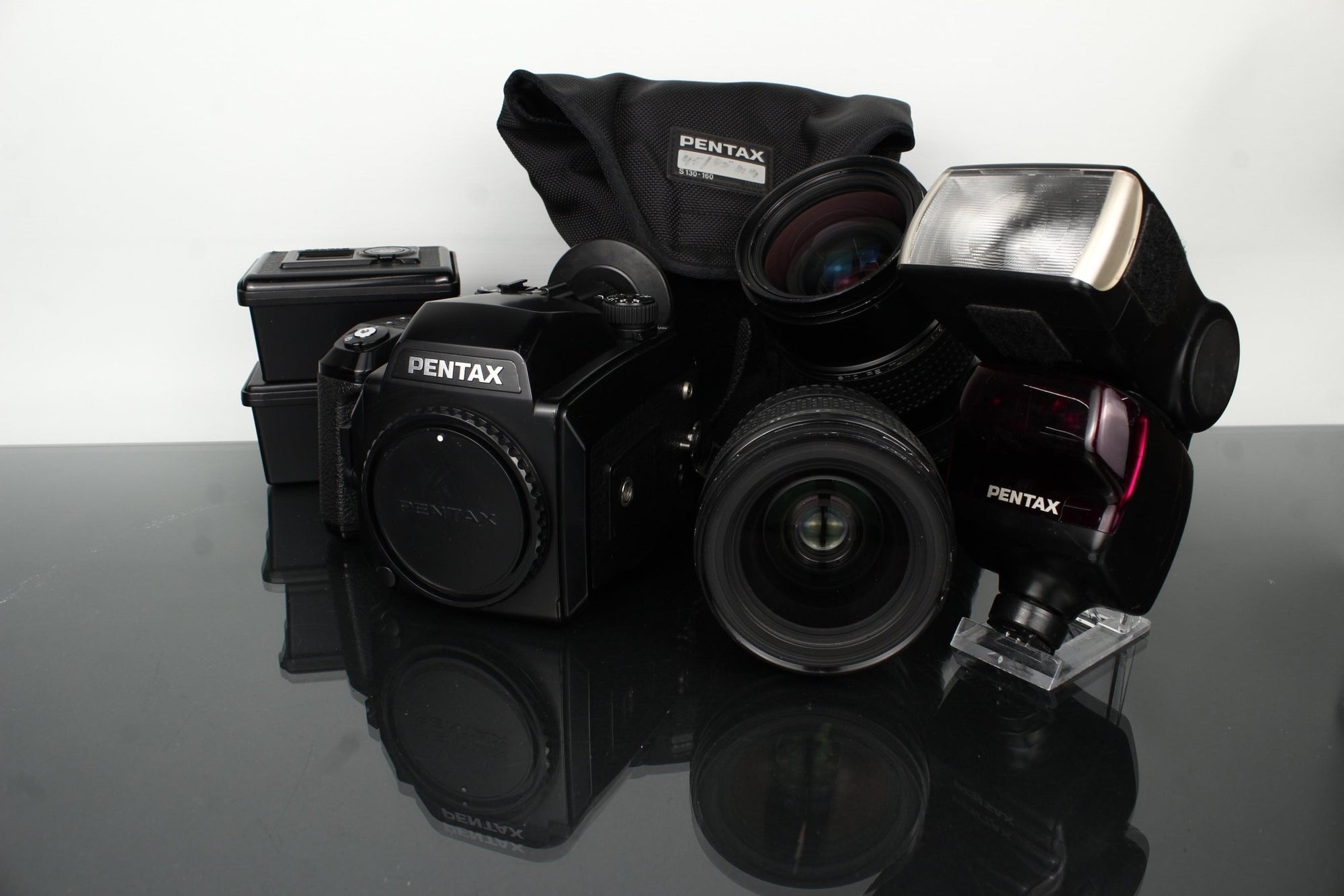 Pentax 645N Kit + FA 45 - 85mm + FA 80 - 160mm - Dutch|Thrift