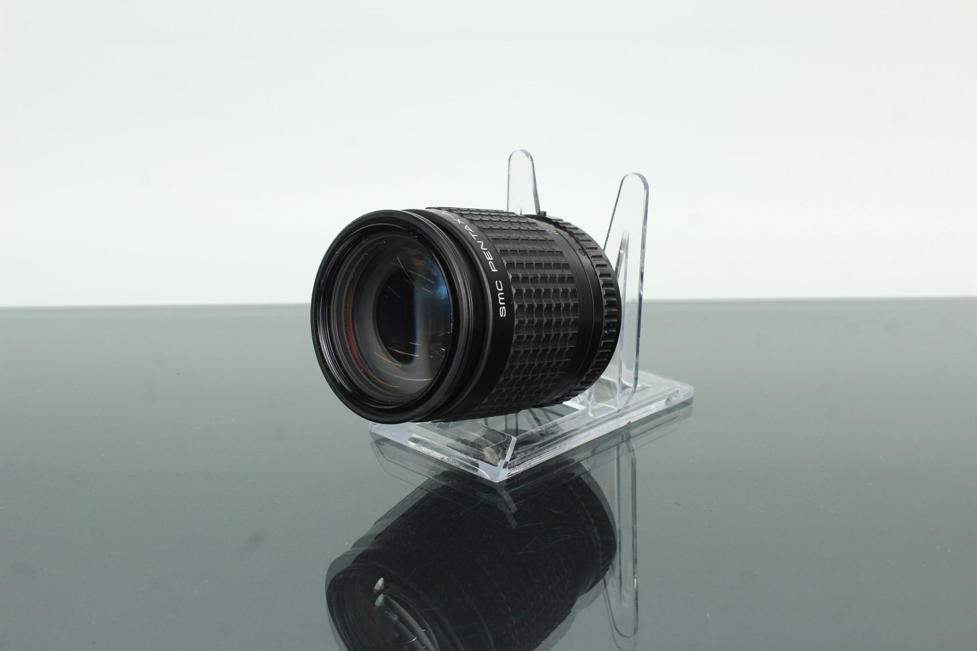 Pentax - A 135mm f/2.8 - Dutch|Thrift