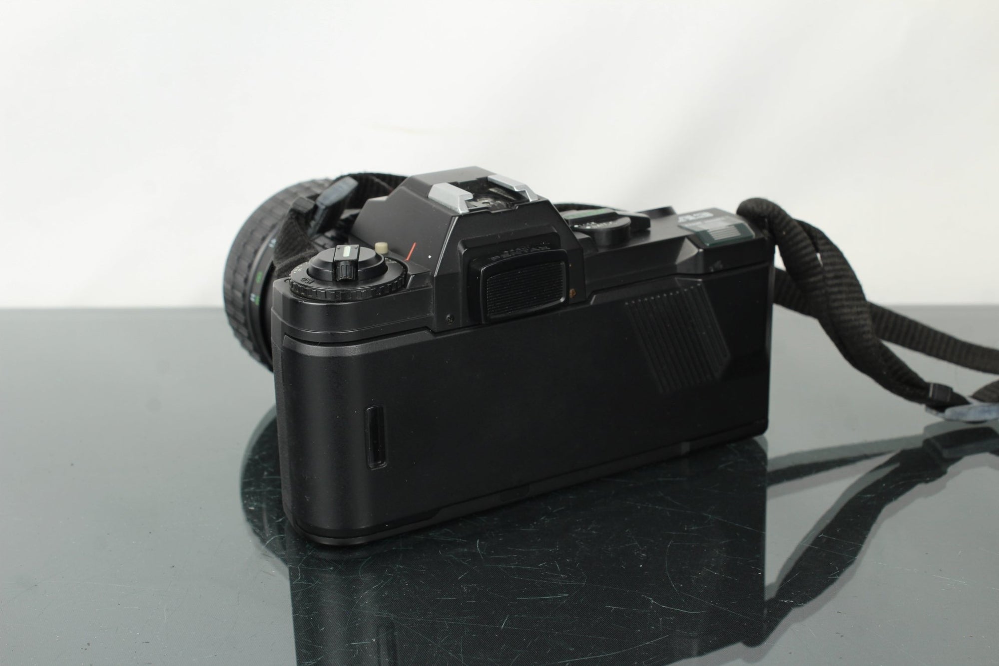 Pentax A3 + Pentax - A 28 - 80mm 1:3.5 - 4.5 lens - Dutch|Thrift