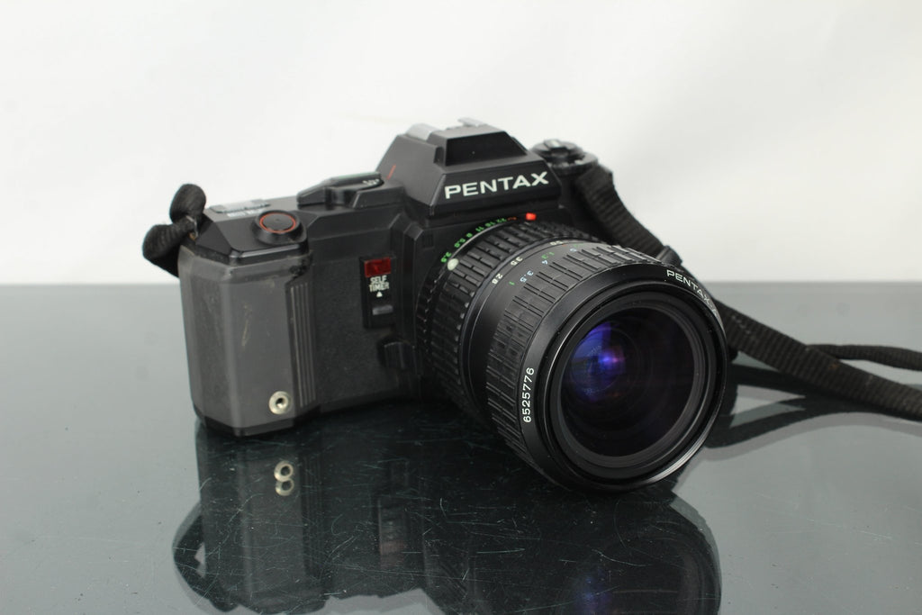 Pentax A3 + Pentax - A 28 - 80mm 1:3.5 - 4.5 lens - Dutch|Thrift