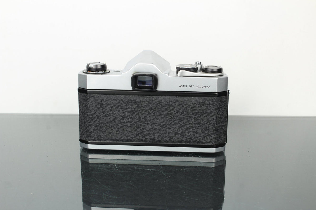 Pentax Asahi SP 1000 + SMC Takumar 55mm f/2 - Dutch|Thrift