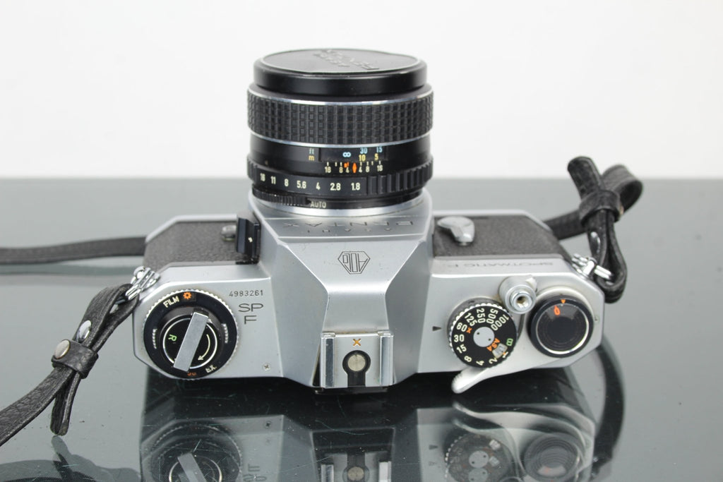 Pentax Asahi Spotmatic F + SMC Takumar 55mm f/1.8 M42 lens - Dutch|Thrift