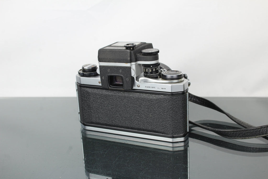 Pentax Asahi SV + 55mm 1.8 Takumar lens & Lightmeter - Dutch|Thrift