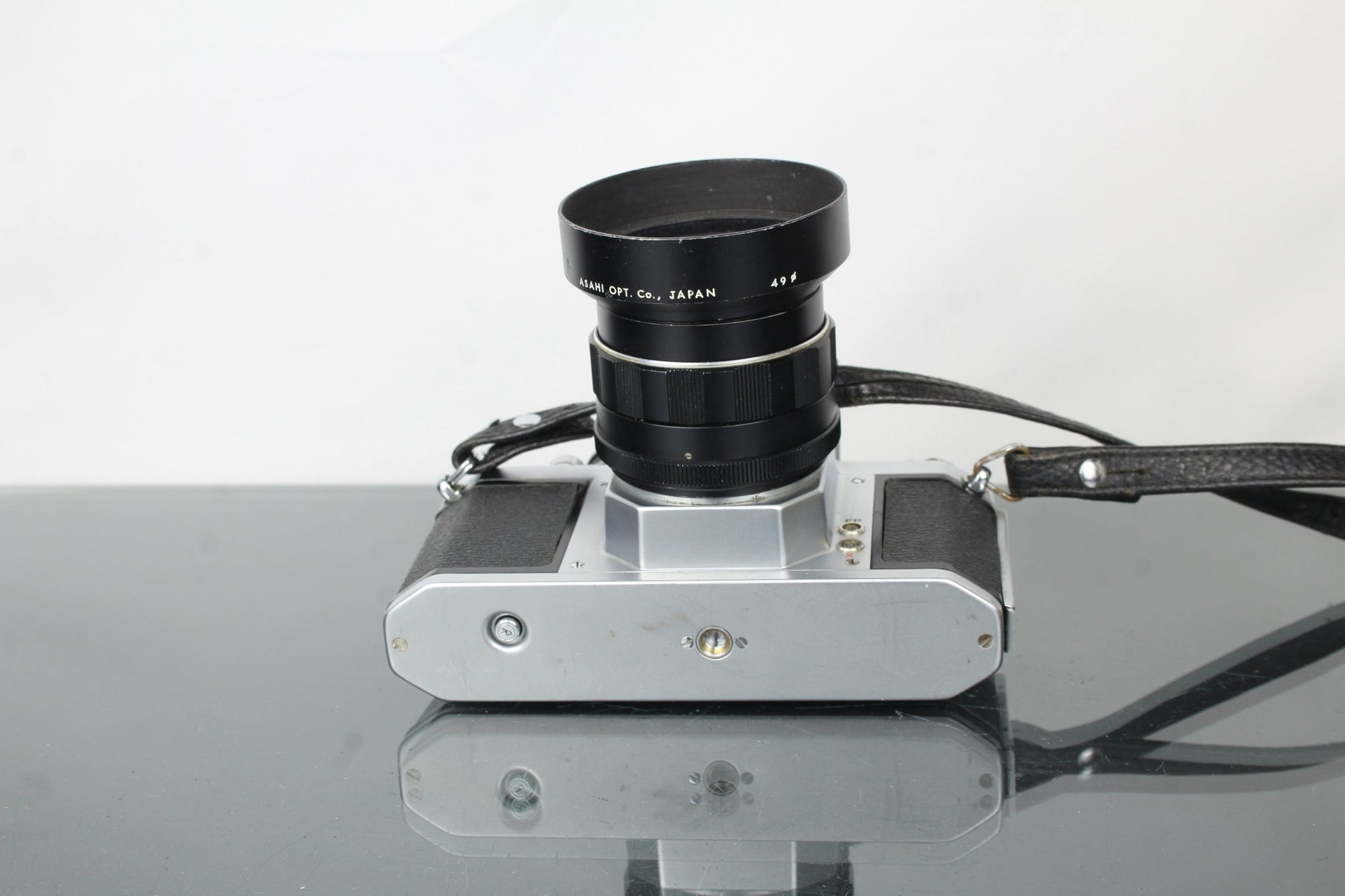 Pentax Asahi SV + 55mm 1.8 Takumar lens & Lightmeter - Dutch|Thrift