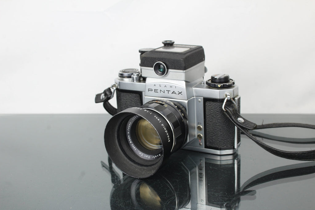 Pentax Asahi SV + 55mm 1.8 Takumar lens & Lightmeter - Dutch|Thrift