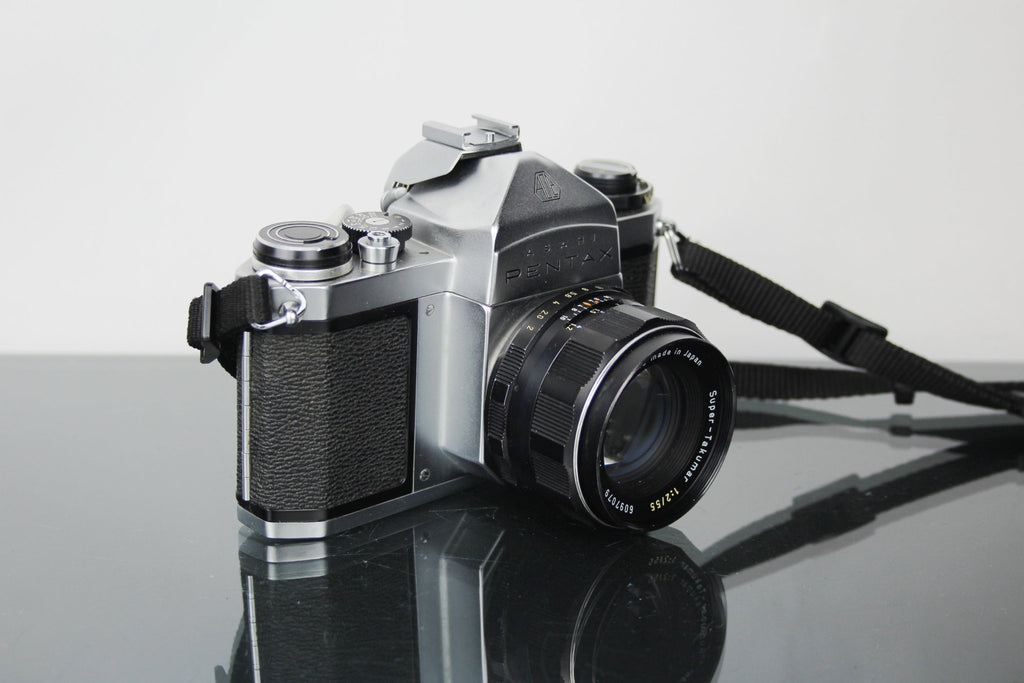 Pentax Asahi SV + Asahi Super Takumar 55mm f/2 M42 lens - Dutch|Thrift