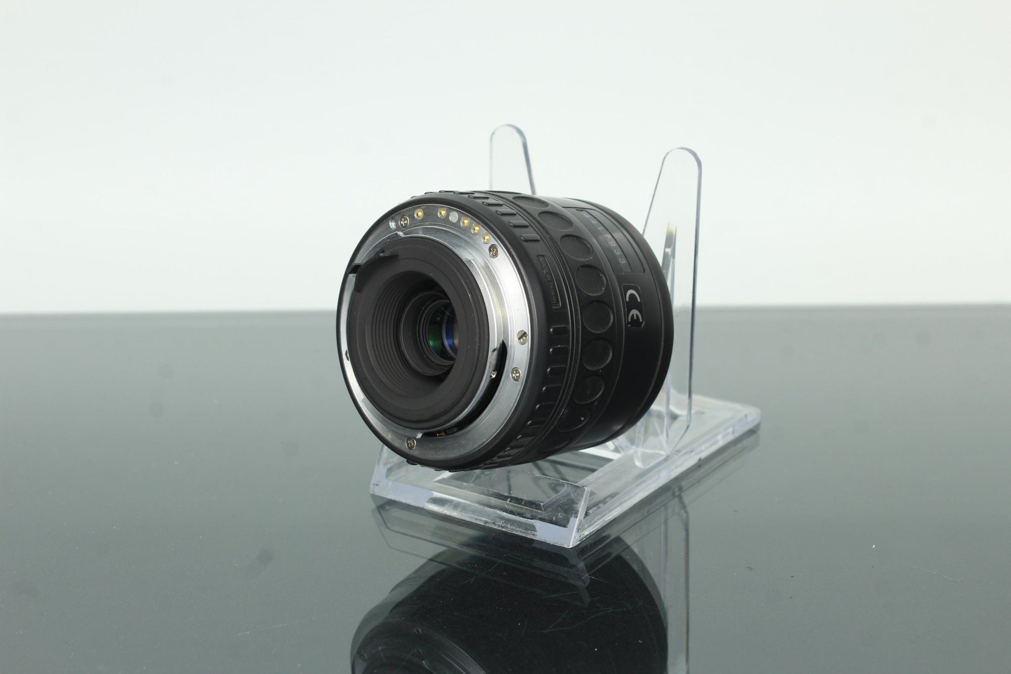 Pentax C - Mount 12.5mm f/1.8 - Dutch|Thrift