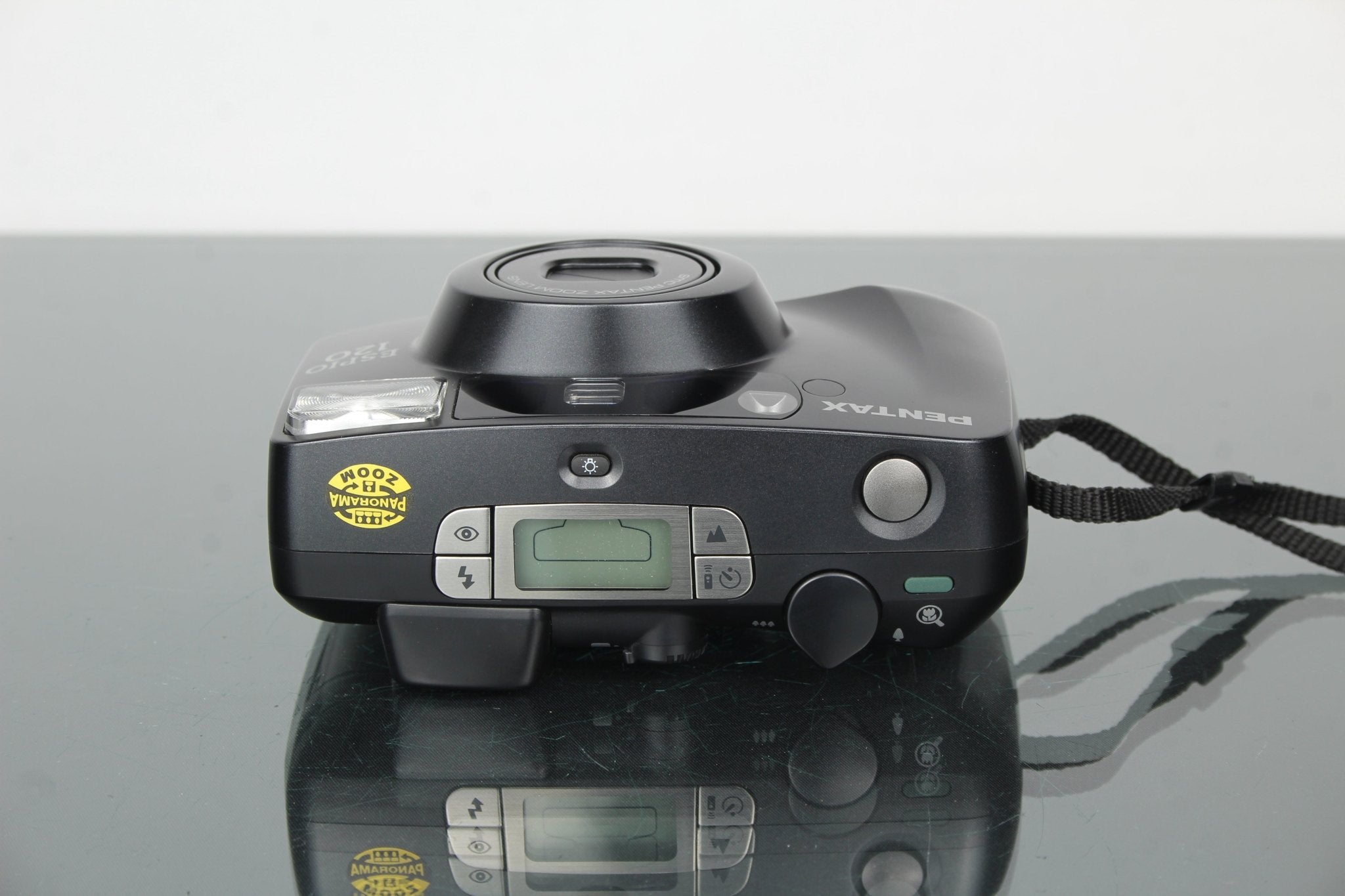 Pentax Espio 120 – Dutch|Thrift