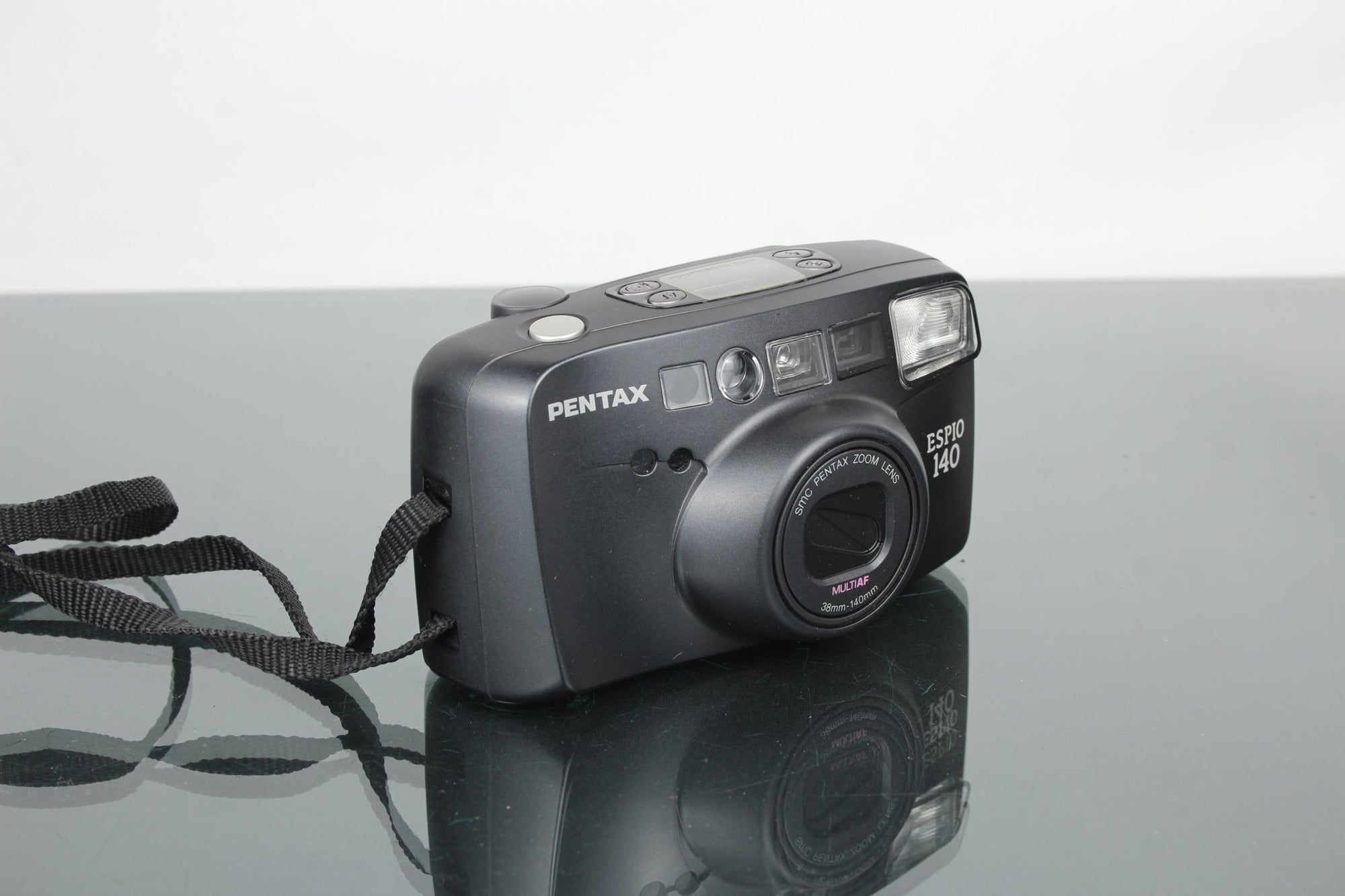 Pentax Espio 140 - Dutch|Thrift