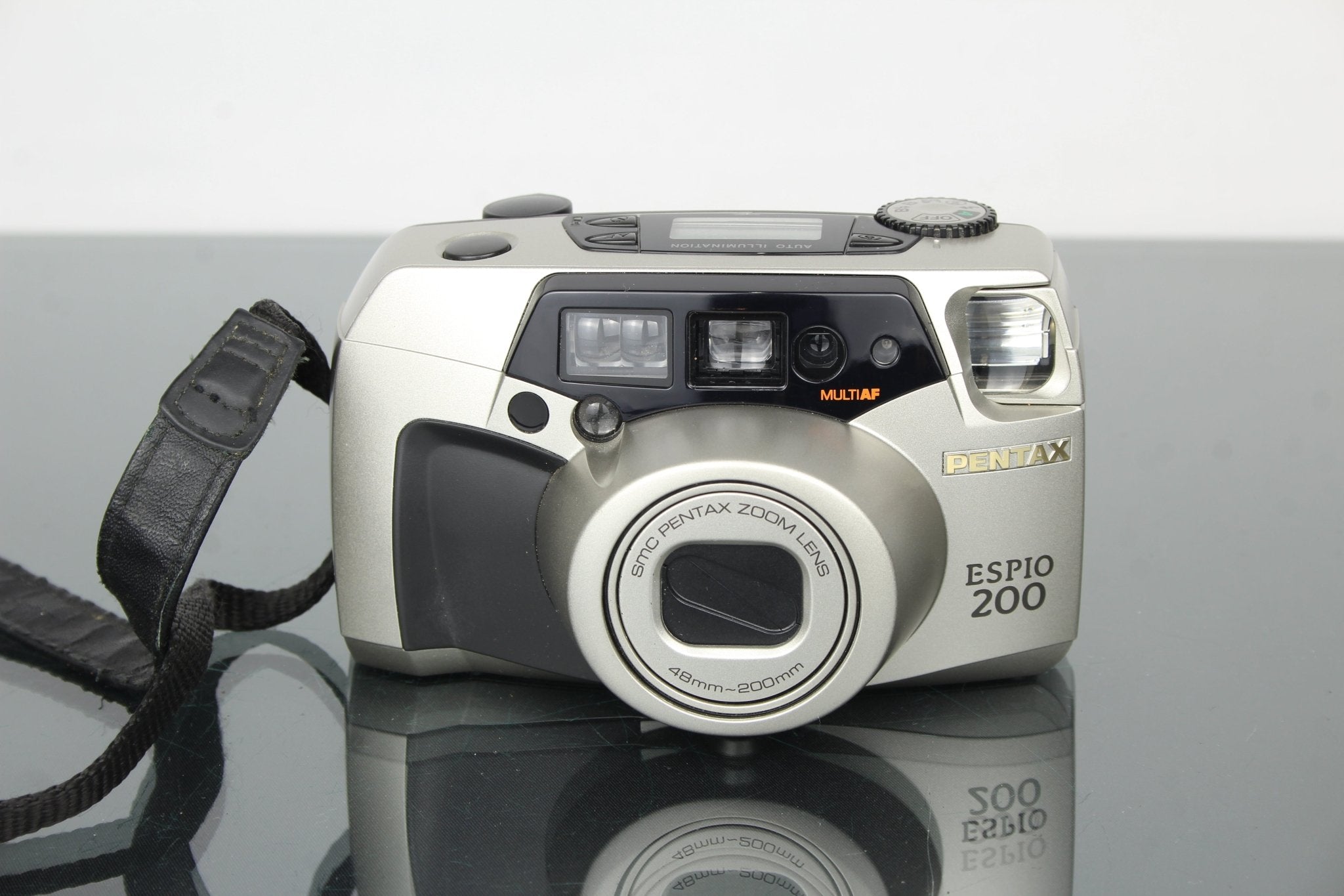 Pentax Espio 140 – Dutch|Thrift