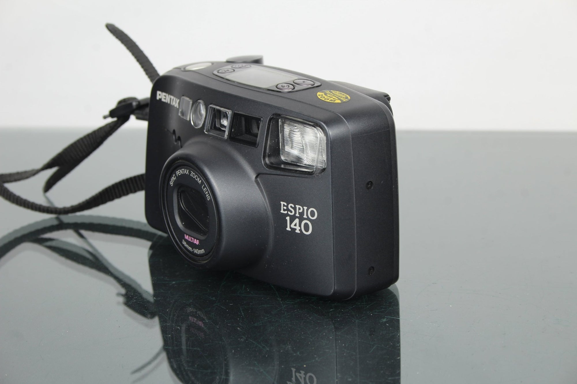 Pentax Espio 140 - Dutch|Thrift