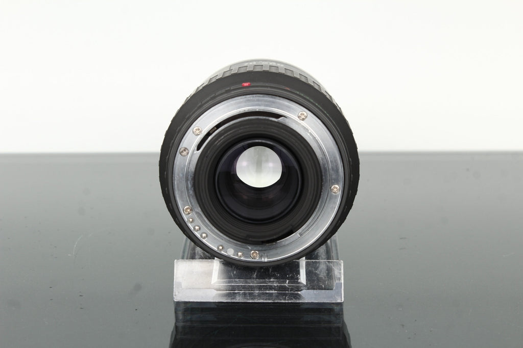 Pentax - F Zoom 1:4 - 5.6 70 - 200mm - Dutch|Thrift