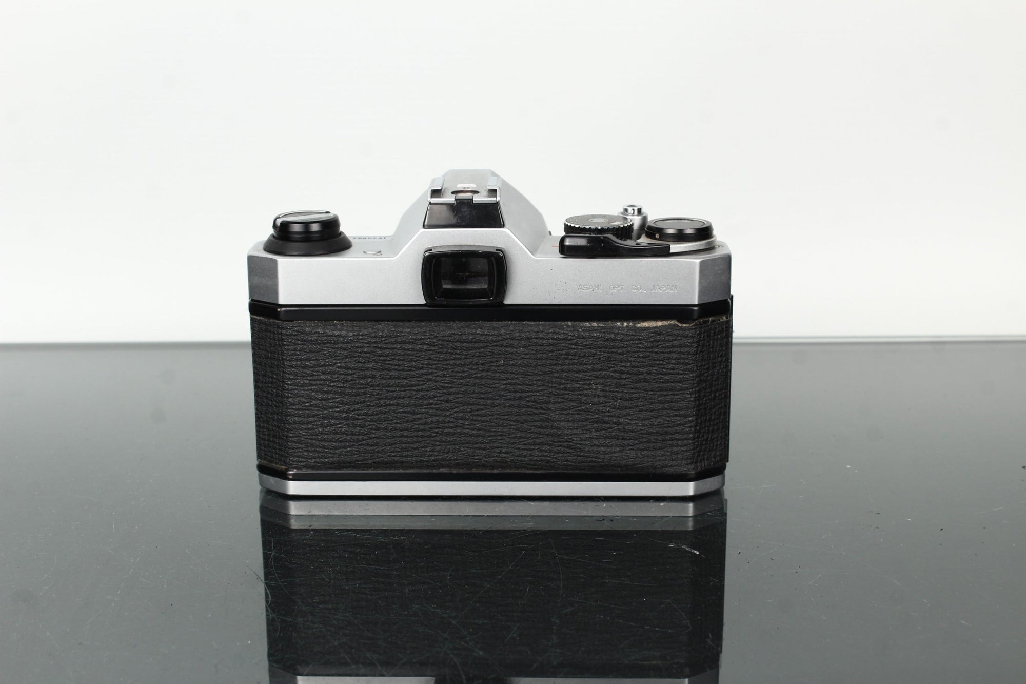 Pentax K1000 + Pentax - M 50mm f/2 - Dutch|Thrift