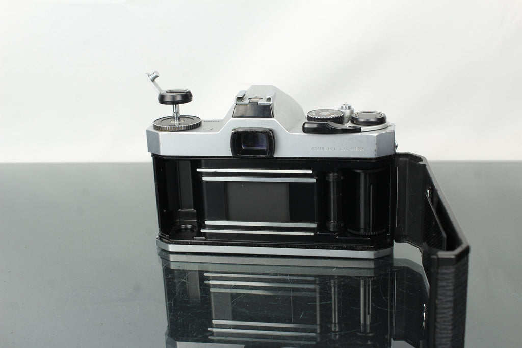 Pentax KM Asahi + 28mm 1:3.5 Pentax - M lens - Dutch|Thrift