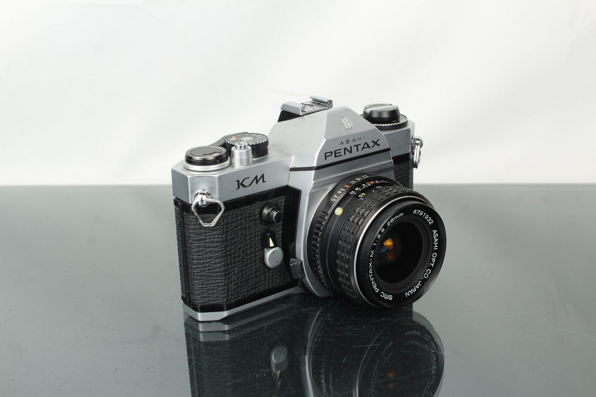 Pentax KM Asahi + 28mm 1:3.5 Pentax - M lens - Dutch|Thrift