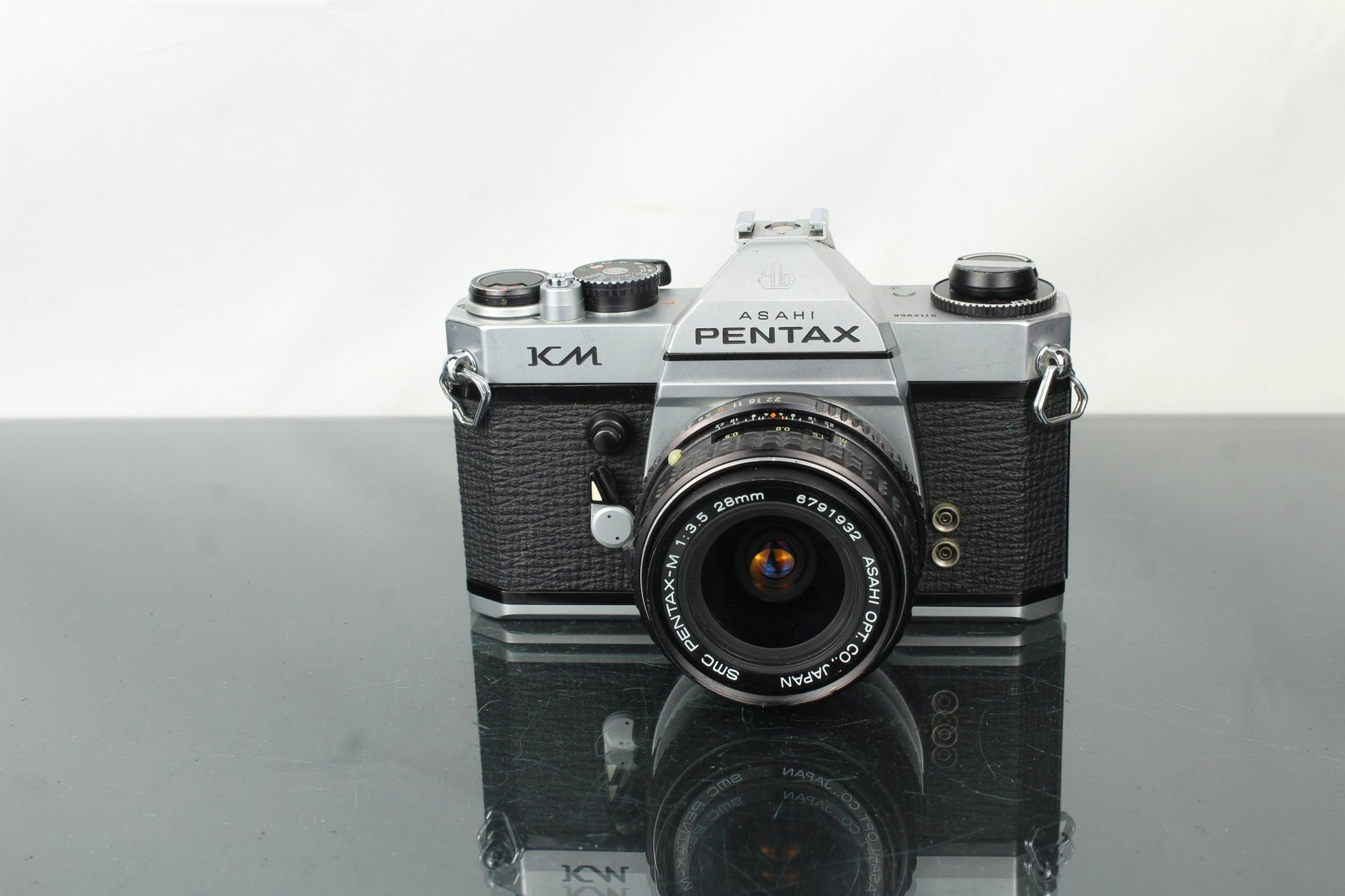 Pentax KM Asahi + 28mm 1:3.5 Pentax - M lens - Dutch|Thrift
