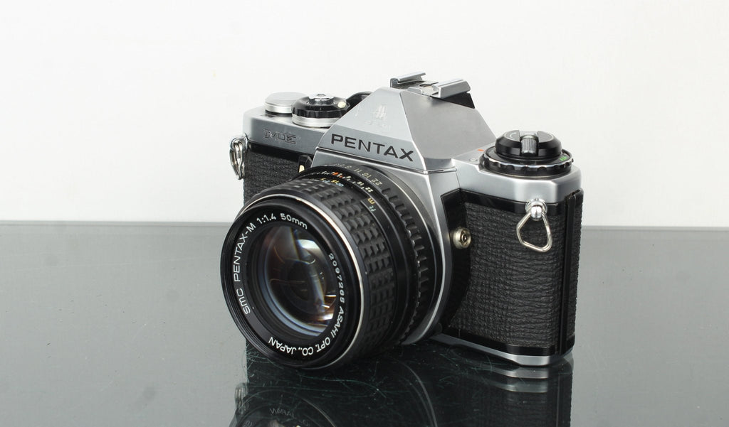 Pentax ME + 50mm 1.4 Pentax lens - Dutch|Thrift