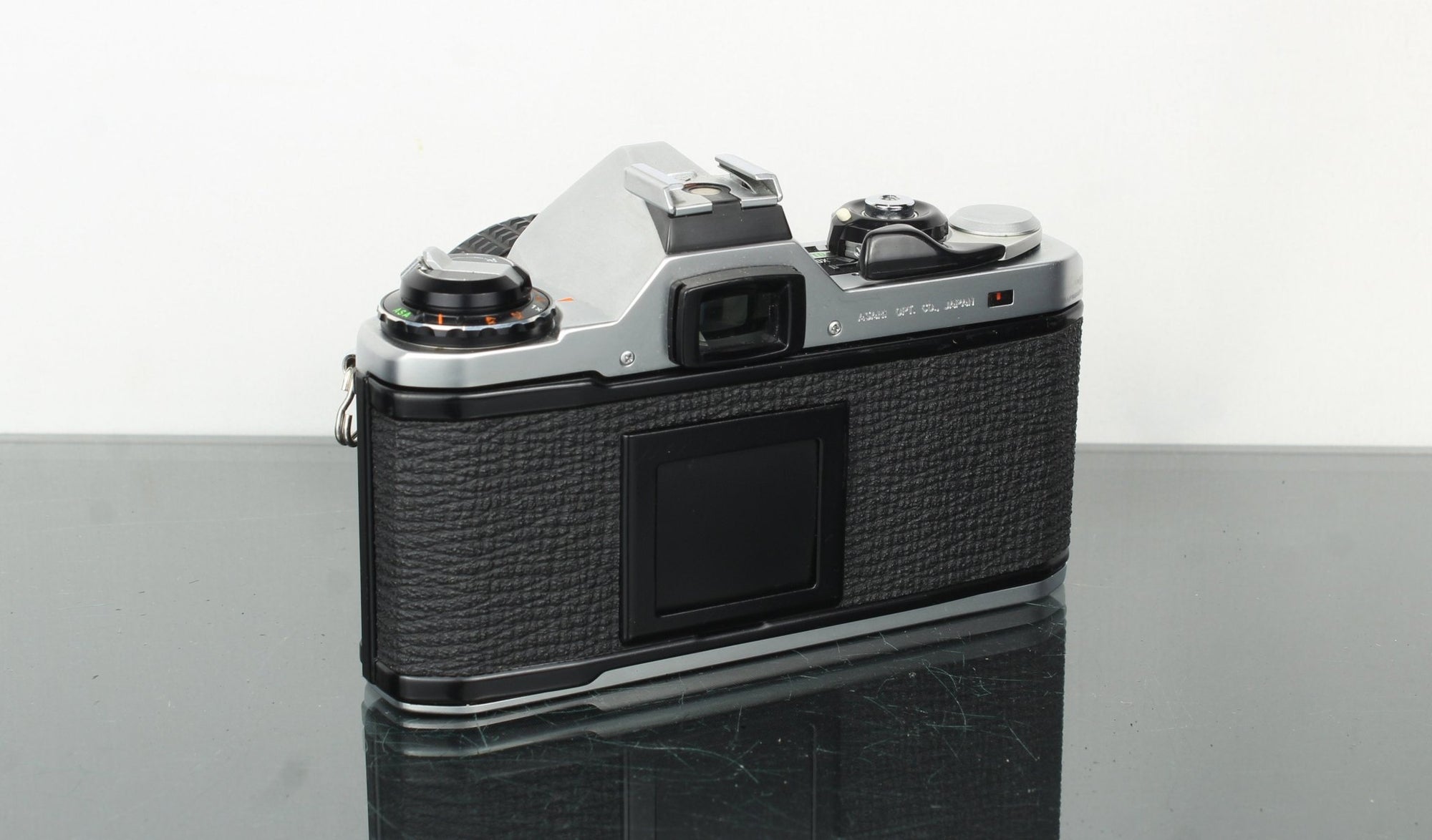 Pentax ME + 50mm 1.4 Pentax lens - Dutch|Thrift