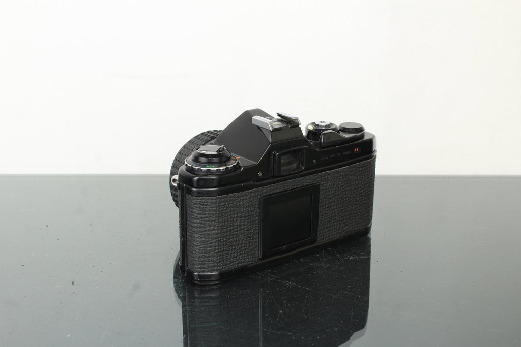 Pentax ME + 50mm 1.4 Pentax - M lens - Dutch|Thrift