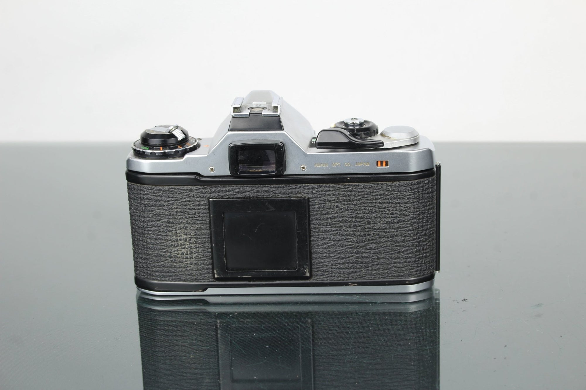 Pentax ME + 50mm 1.7 Pentax - M lens - Dutch|Thrift
