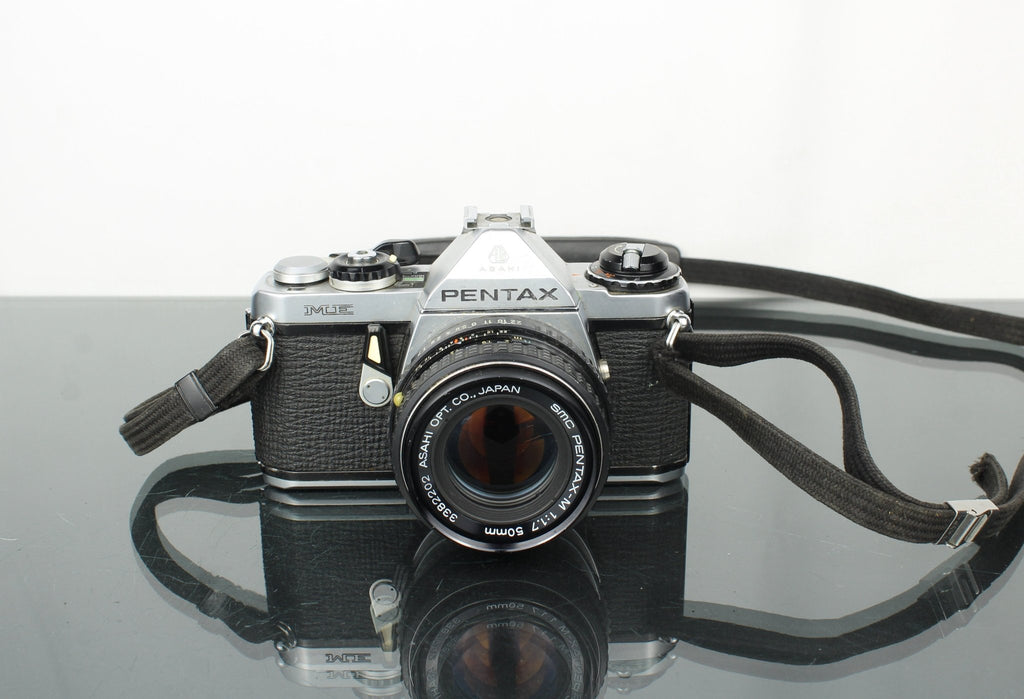 Pentax ME + 50mm 1.7 Pentax - M lens - Dutch|Thrift