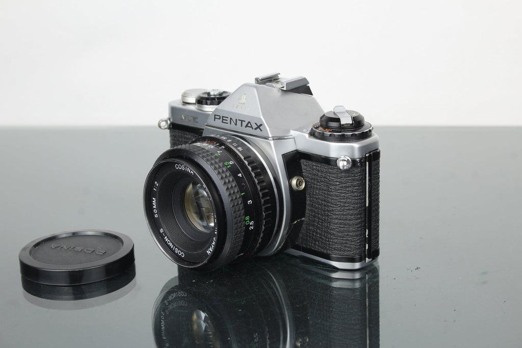 Pentax ME + 50mm f/2 Cosina lens - Dutch|Thrift