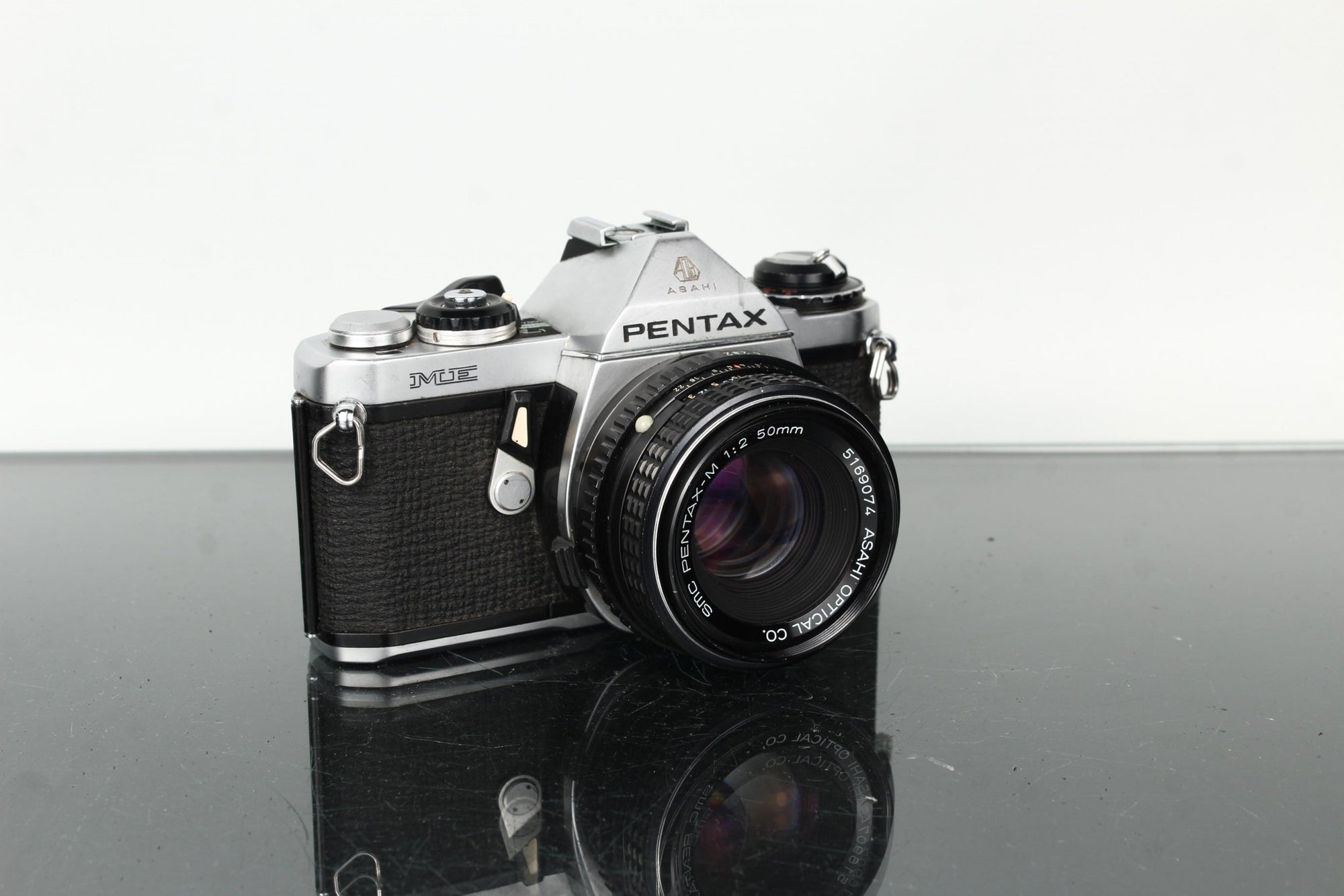 Pentax ME + Pentax - M 1:2 50mm - Dutch|Thrift