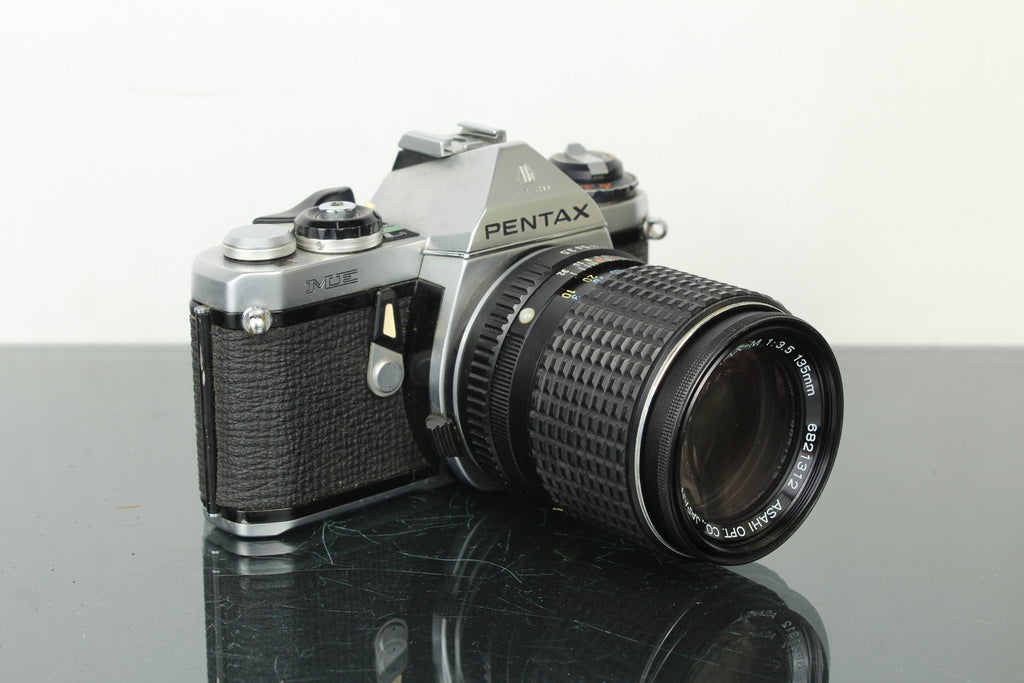 Pentax ME + Pentax M 135mm f/3.5 lens - Dutch|Thrift