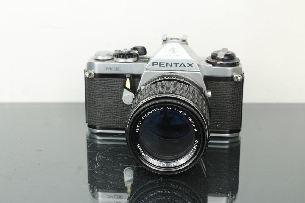 Pentax ME + Pentax M 135mm f/3.5 lens - Dutch|Thrift