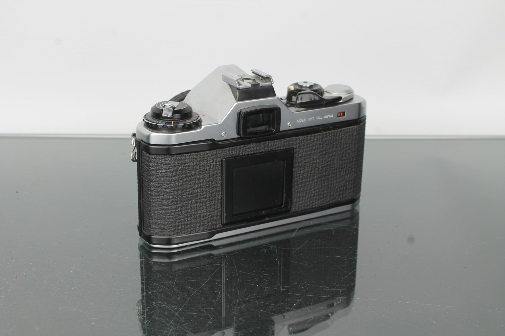 Pentax ME + Pentax - M 50mm f/1.7 - Dutch|Thrift