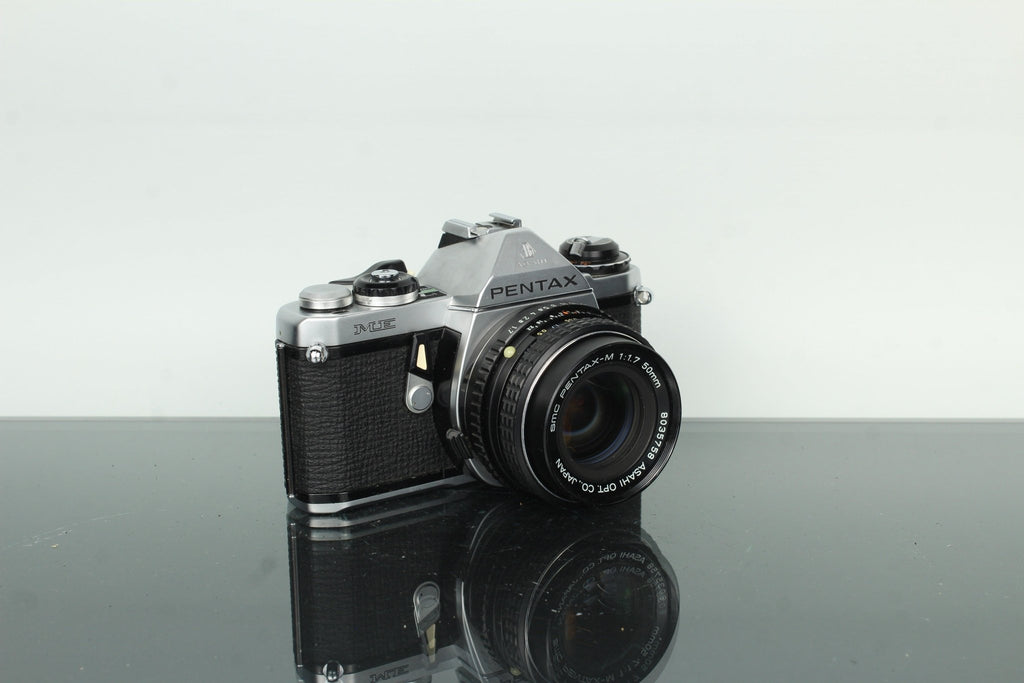 Pentax ME SMC - M 50mm f/1.7 - Dutch|Thrift