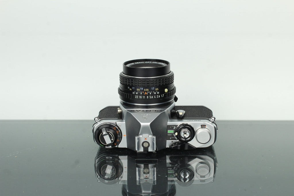 Pentax ME SMC - M 50mm f/1.7 - Dutch|Thrift