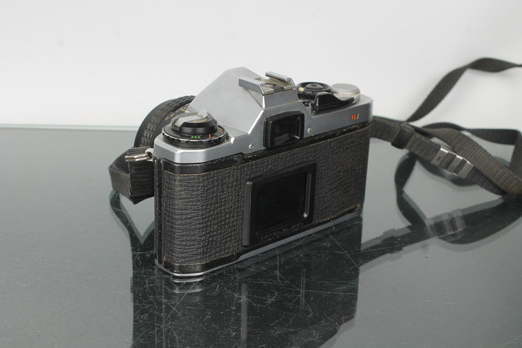 Pentax ME Super - Dutch|Thrift