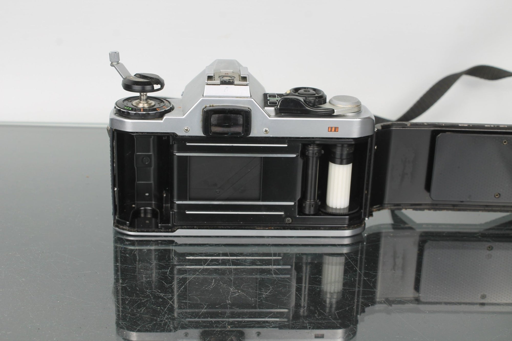 Pentax ME Super - Dutch|Thrift
