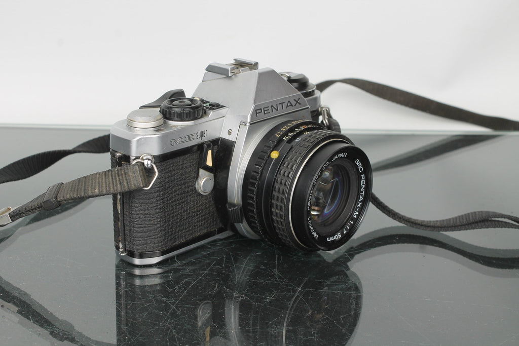 Pentax ME Super - Dutch|Thrift