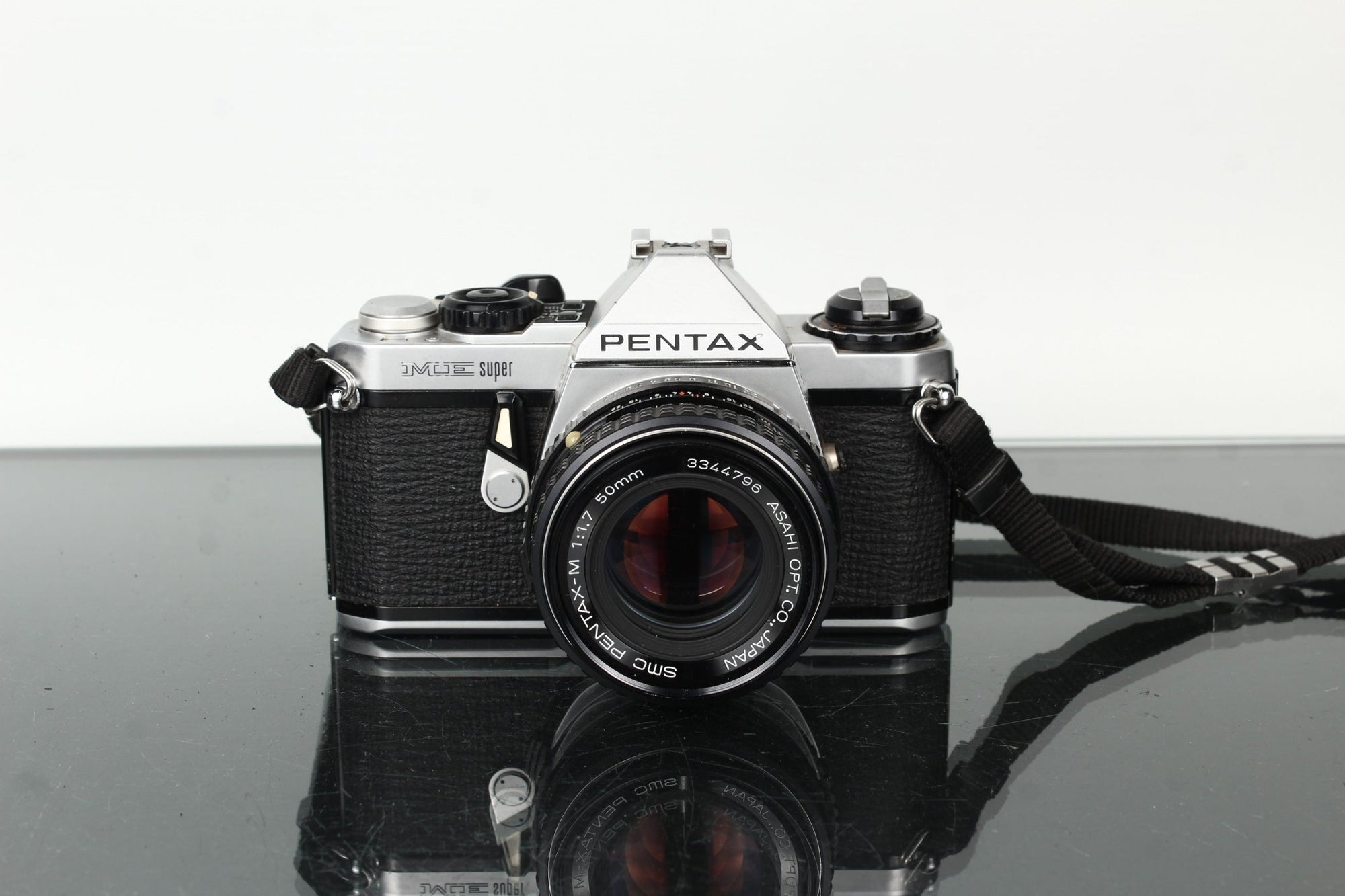 Pentax ME Super + Pentax - M 1:1.7 50mm - Dutch|Thrift