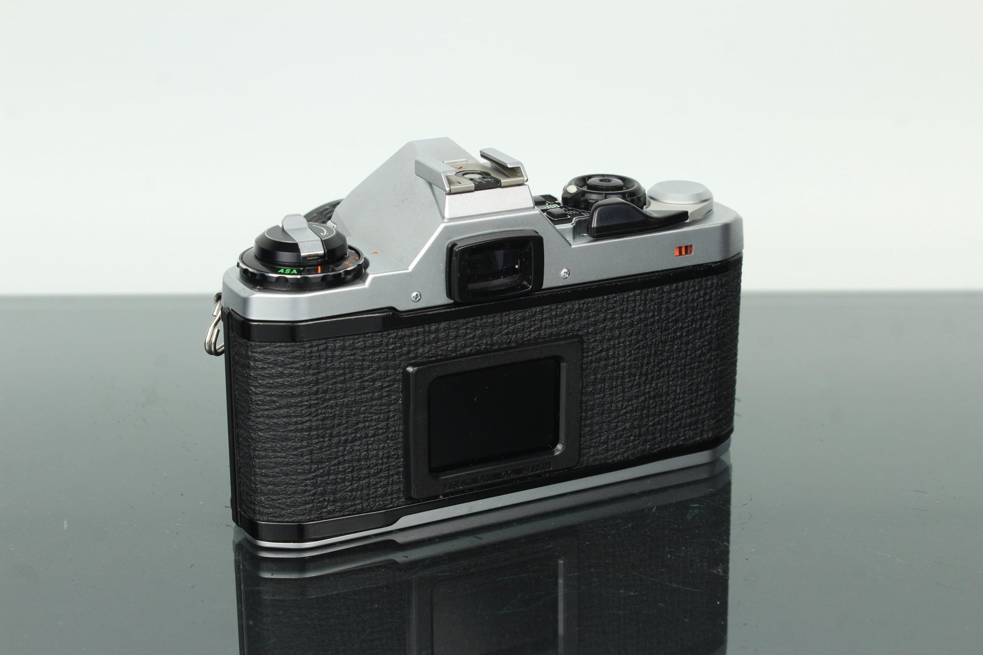 Pentax ME Super + Pentax - M 1:2 50mm - Dutch|Thrift