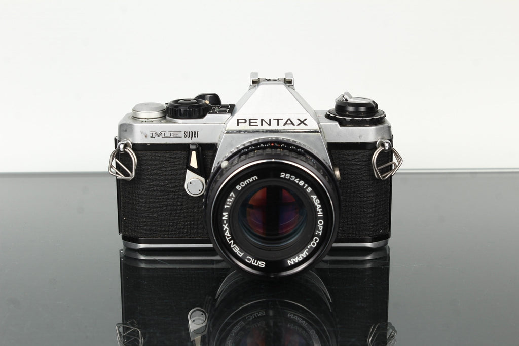 Pentax ME Super + Pentax - M 50mm f/1.7 - Dutch|Thrift