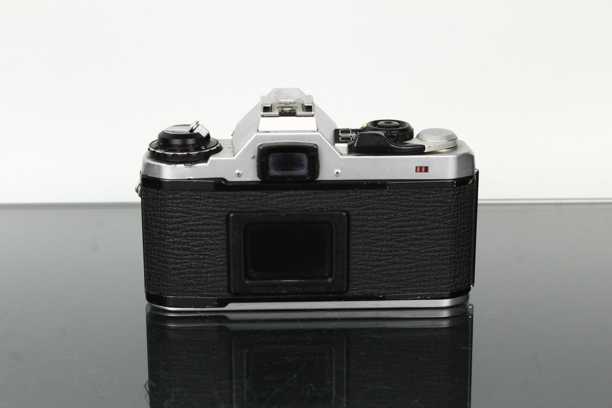 Pentax ME Super + Pentax - M 50mm f/1.7 - Dutch|Thrift