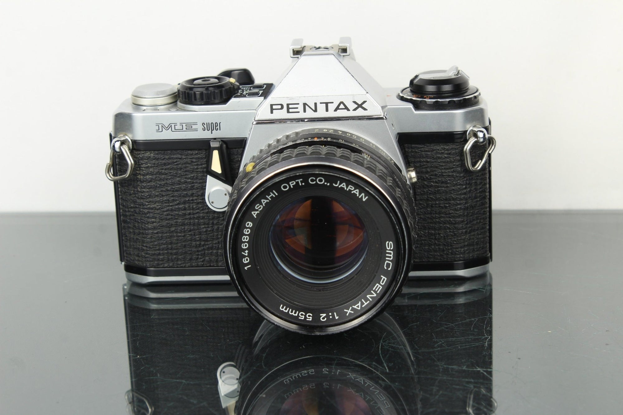 Pentax ME Super SMC Pentax 55mm f/2 - Dutch|Thrift
