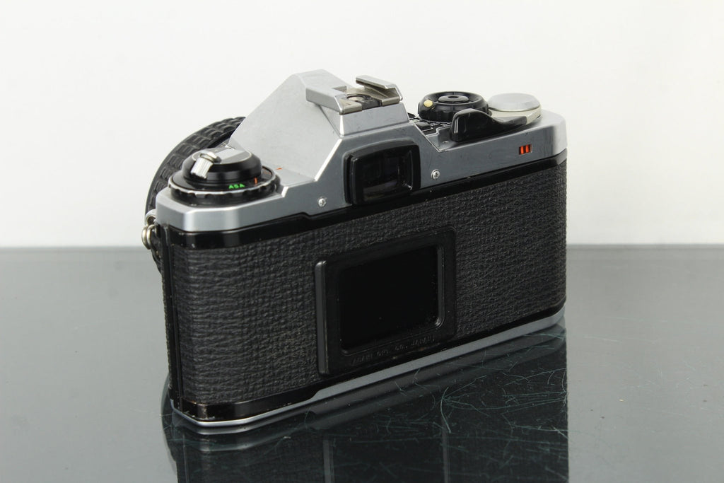 Pentax ME Super SMC Pentax 55mm f/2 - Dutch|Thrift