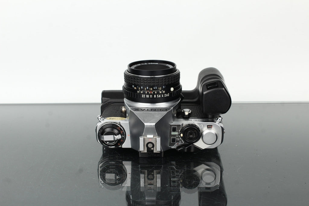 Pentax ME Super + SMC Pentax - M 1:2 50mm - Dutch|Thrift
