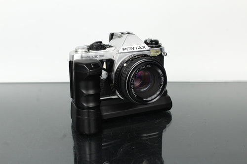 Pentax ME Super + SMC Pentax - M 1:2 50mm - Dutch|Thrift