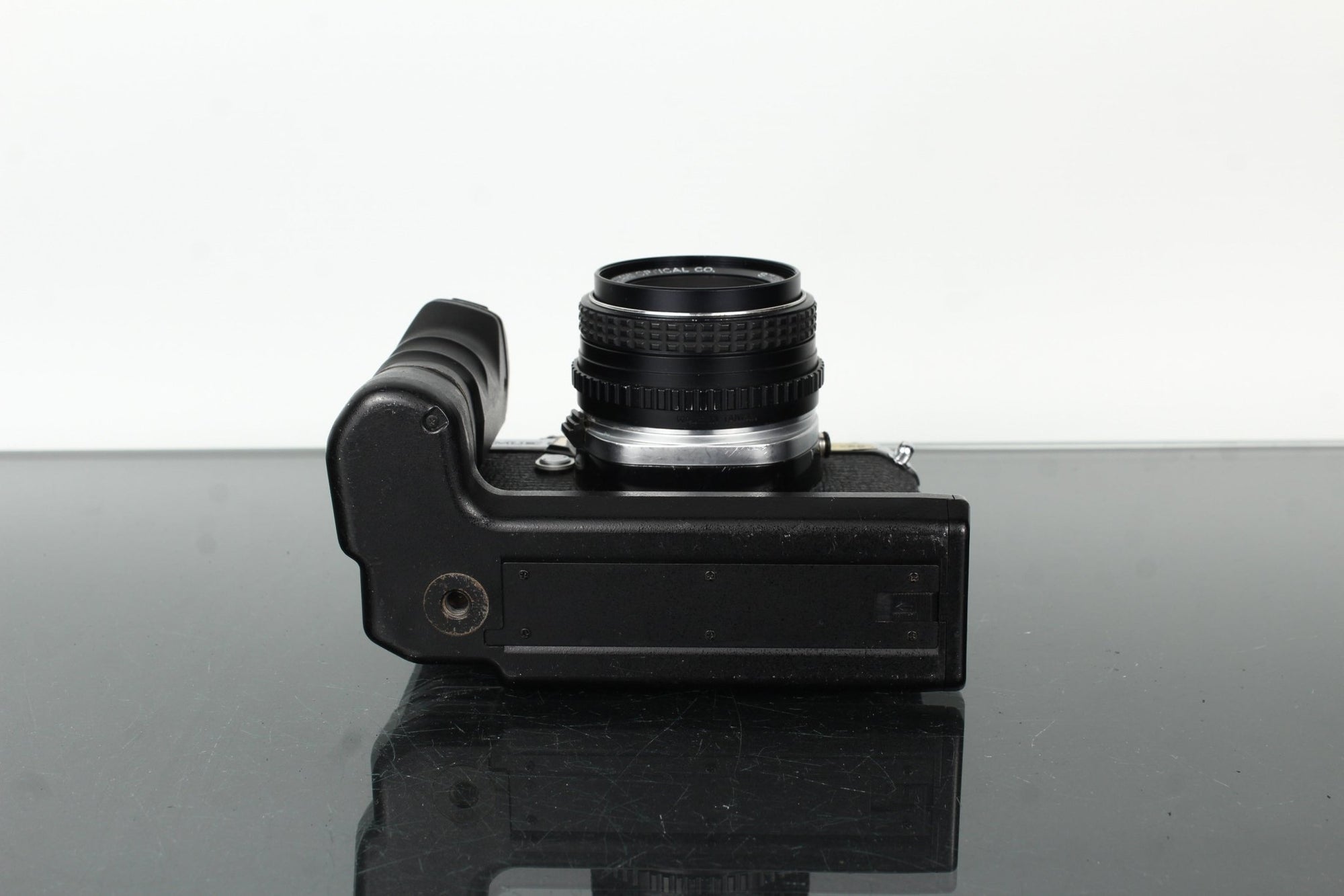 Pentax ME Super + SMC Pentax - M 1:2 50mm - Dutch|Thrift