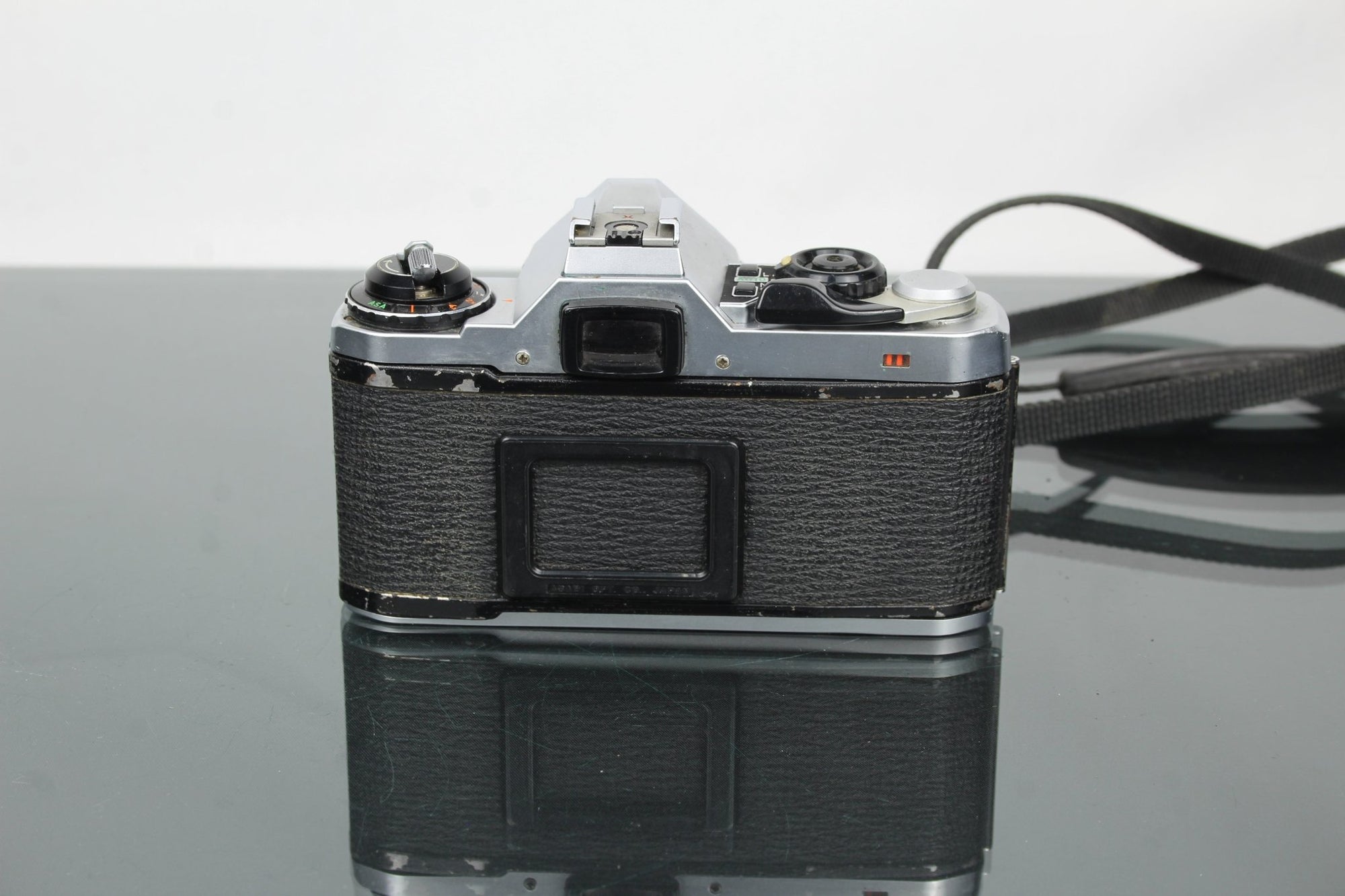 Pentax ME Super + SMC Pentax - M 50mm f/2 lens - Dutch|Thrift